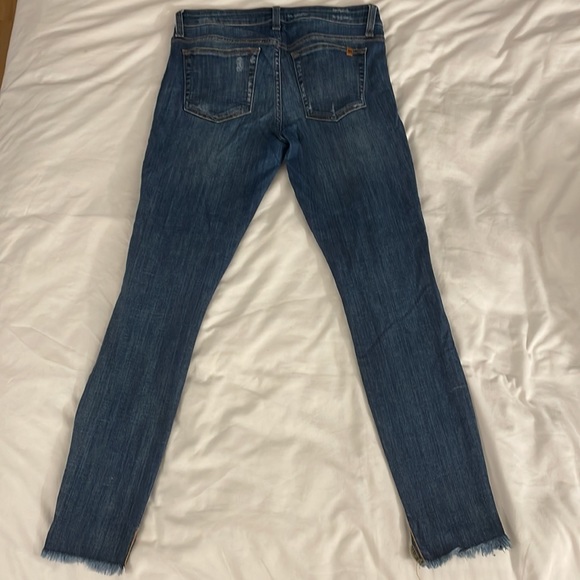 Joe’s medium washed ripped jeans - Picture 3 of 4